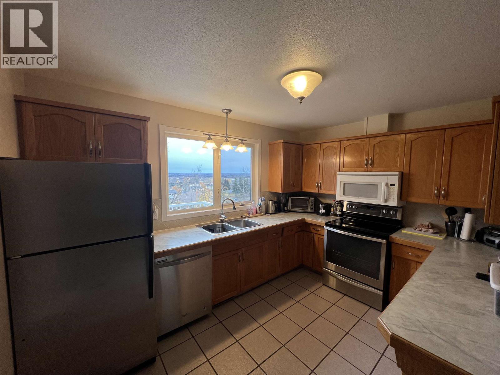 5324 51 STREET, Fort Nelson