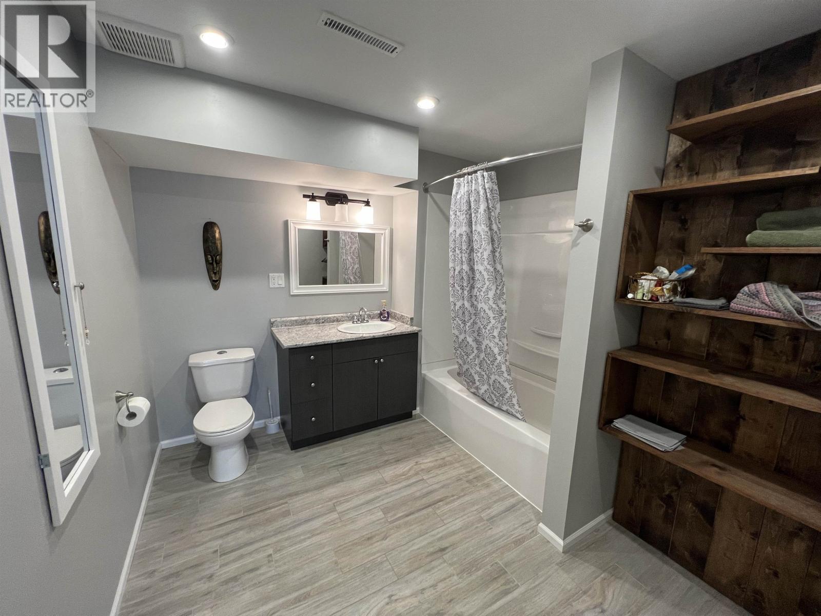 5324 51 STREET, Fort Nelson