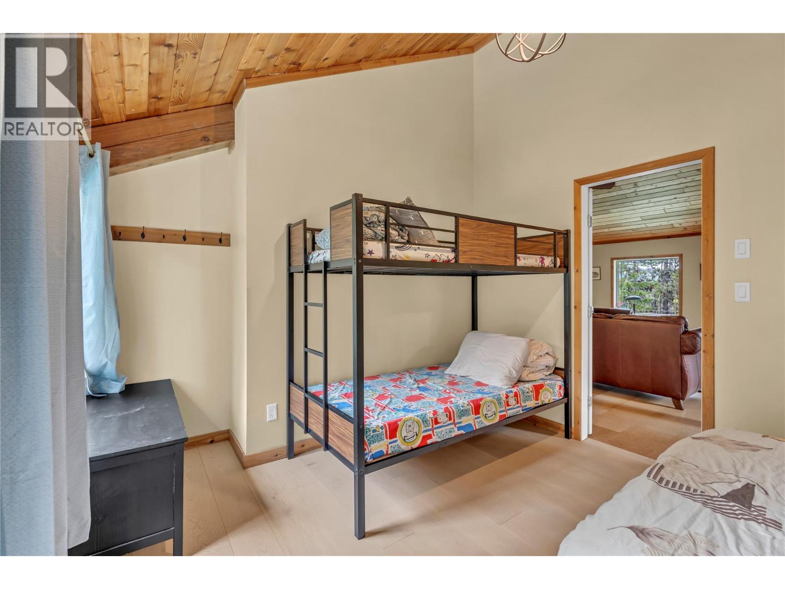 1417 APEX MOUNTAIN ROAD - 16