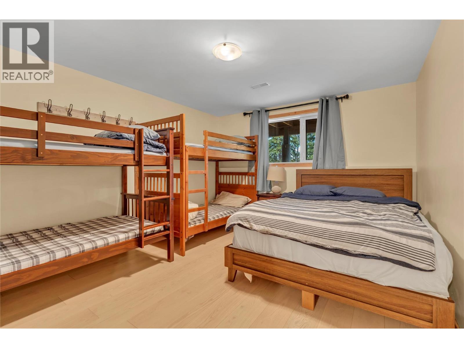 1417 Apex Mountain Road - 42