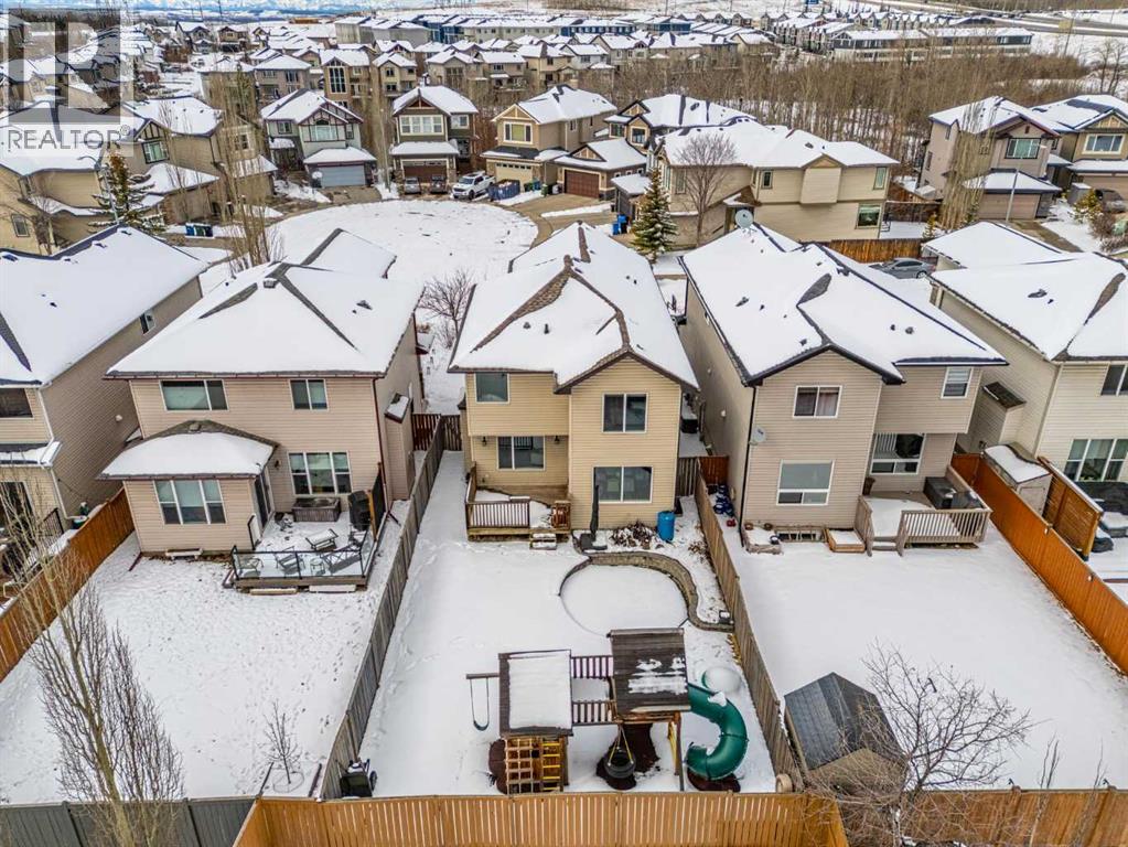 Single Family House for Sale in  Tuscany Summit Green NW Tuscany Calgary 