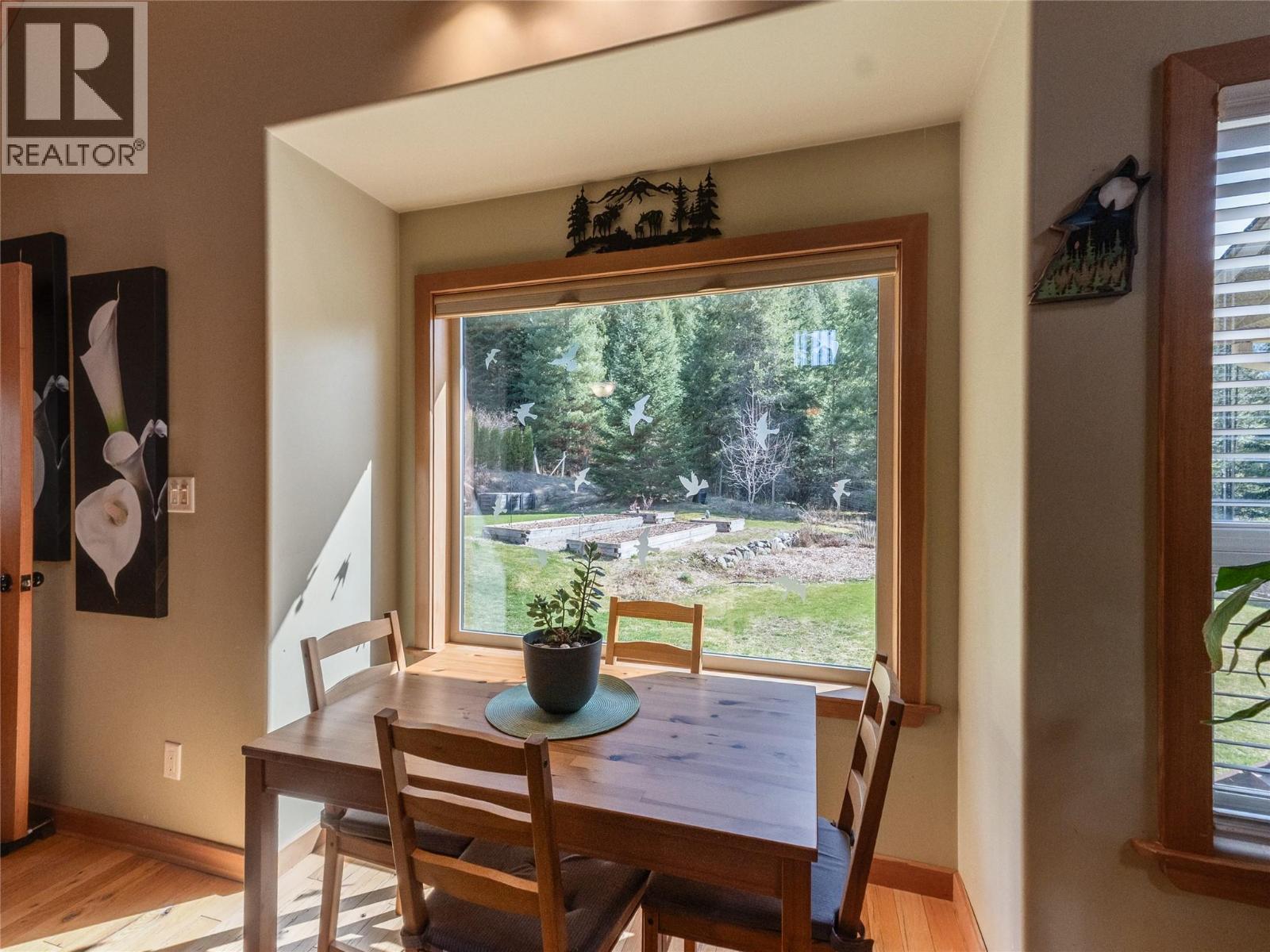 955 Cedar Brae Road, Castlegar