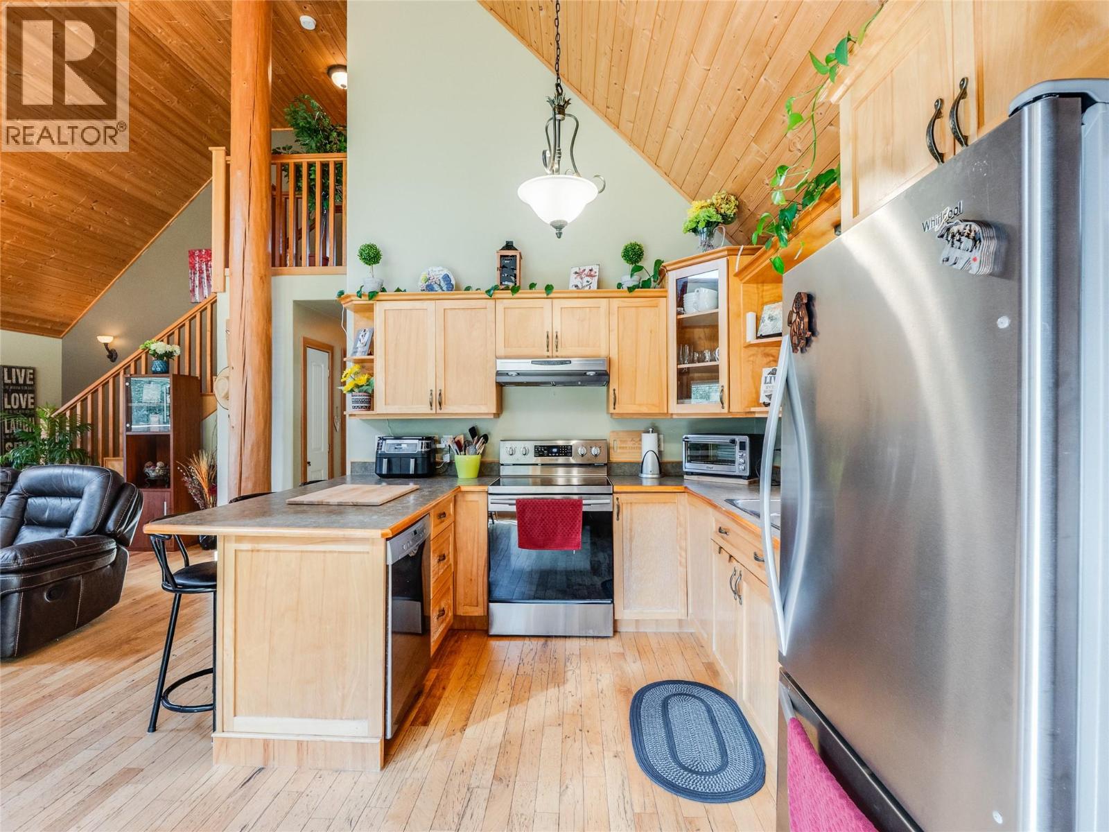 955 Cedar Brae Road, Castlegar