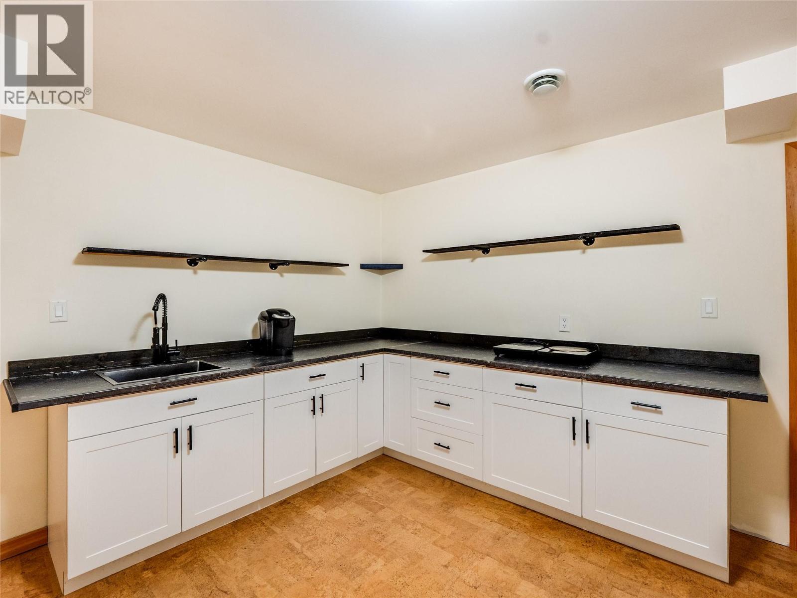 955 Cedar Brae Road, Castlegar