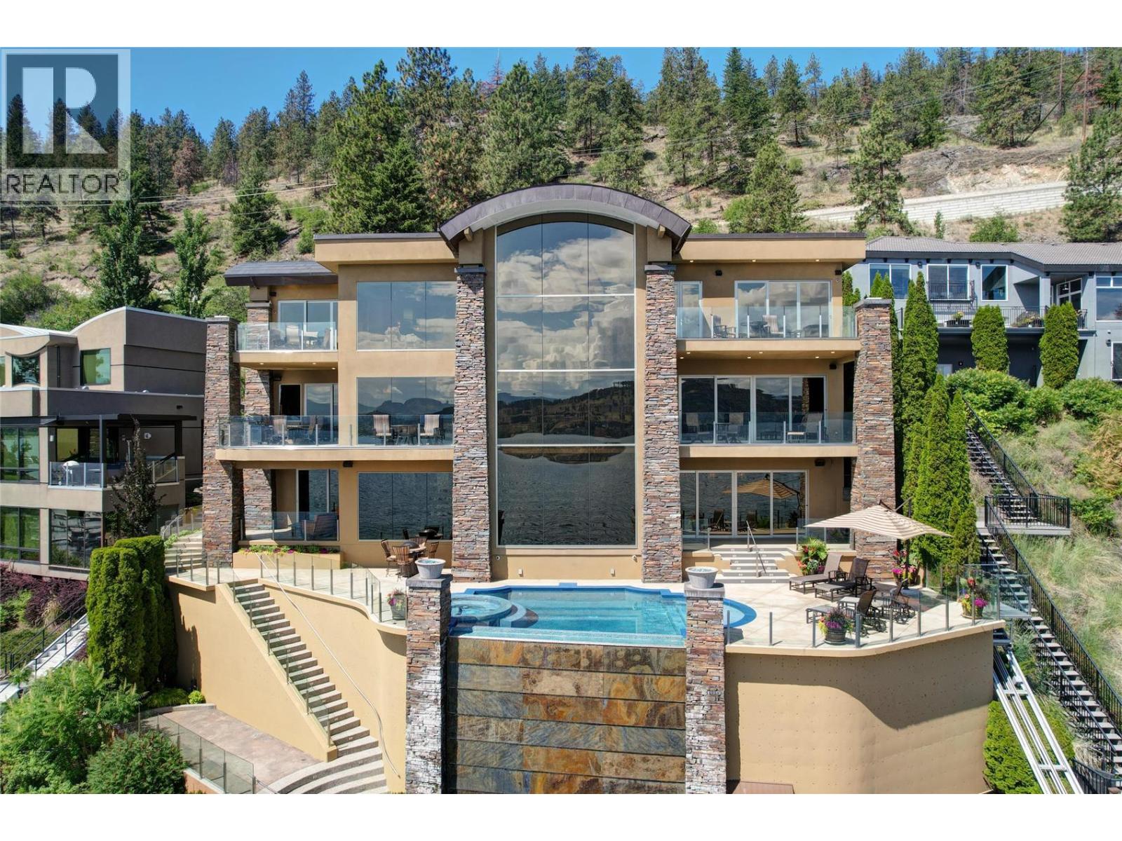 901 Westside Road S Unit# 6, West Kelowna