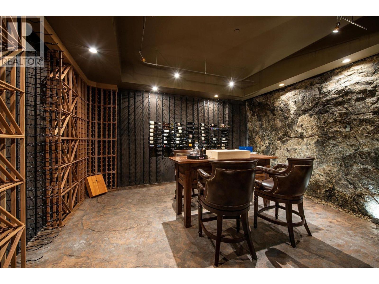 901 Westside Road S Unit# 6, West Kelowna