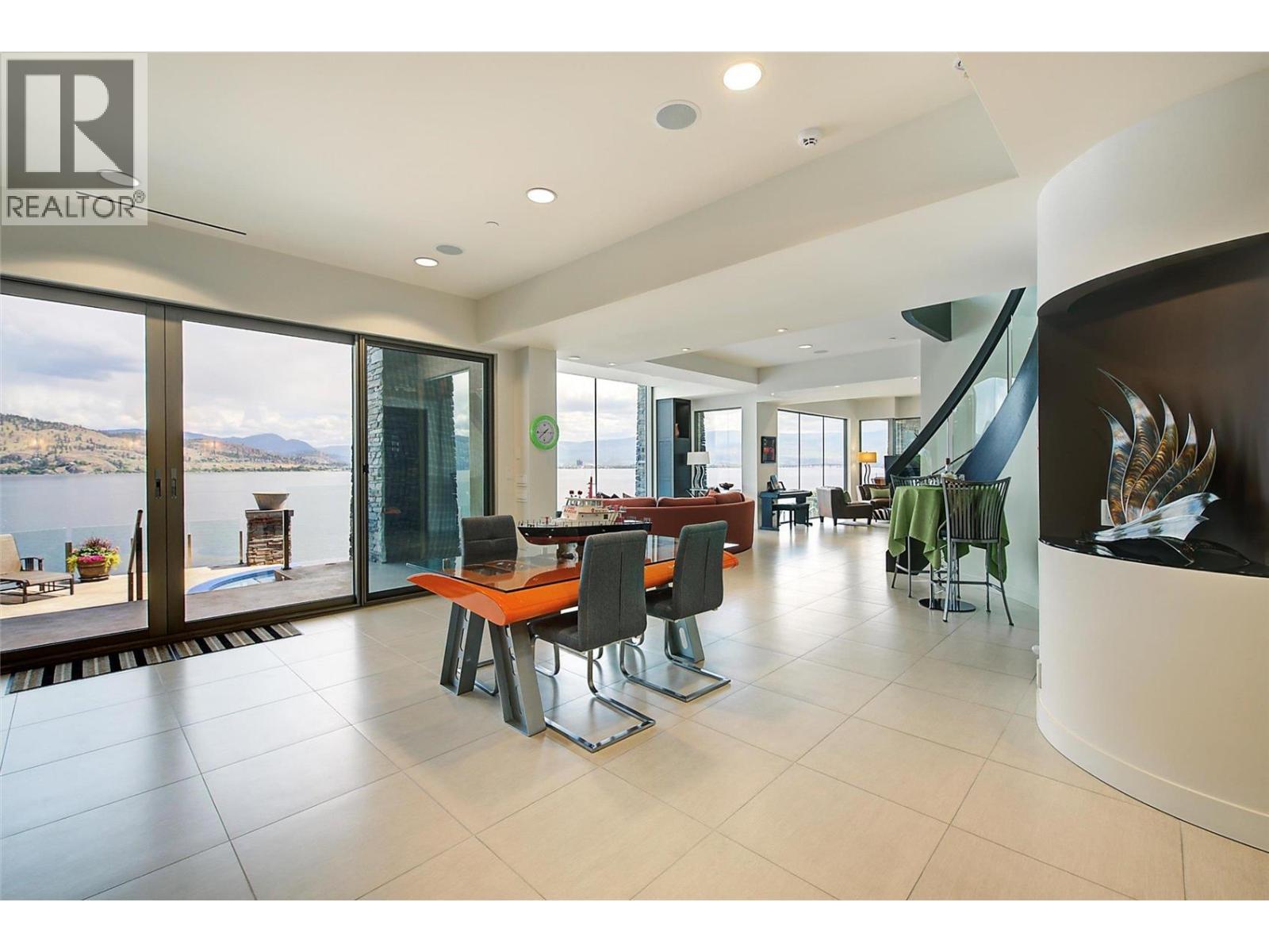 901 Westside Road S Unit# 6, West Kelowna