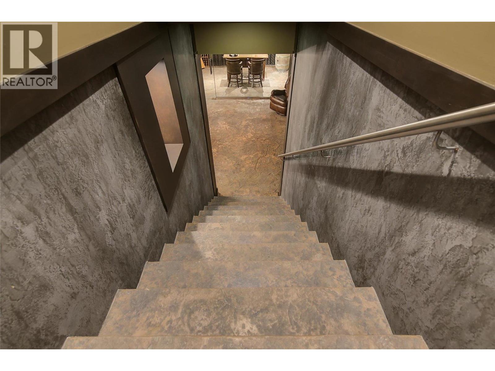 901 Westside Road S Unit# 6, West Kelowna