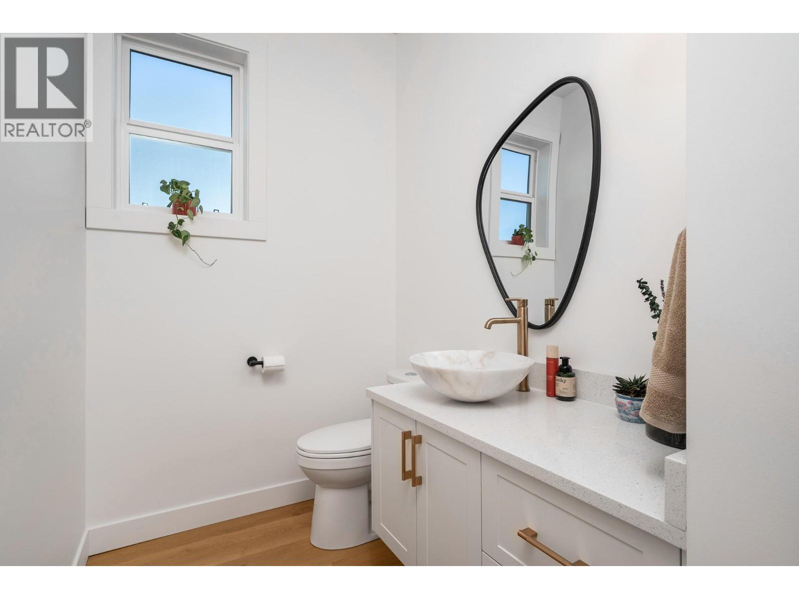 7155 Apex Drive, Vernon