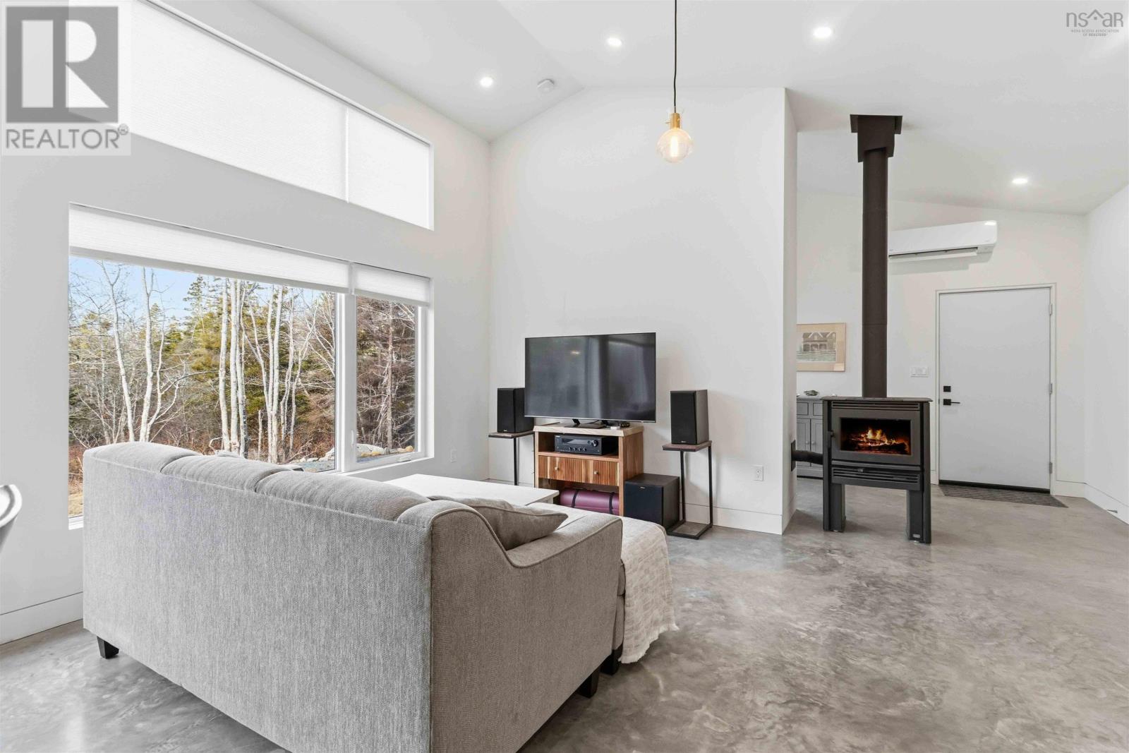 Property 29 of 50 of 87 Golden Horizon Drive