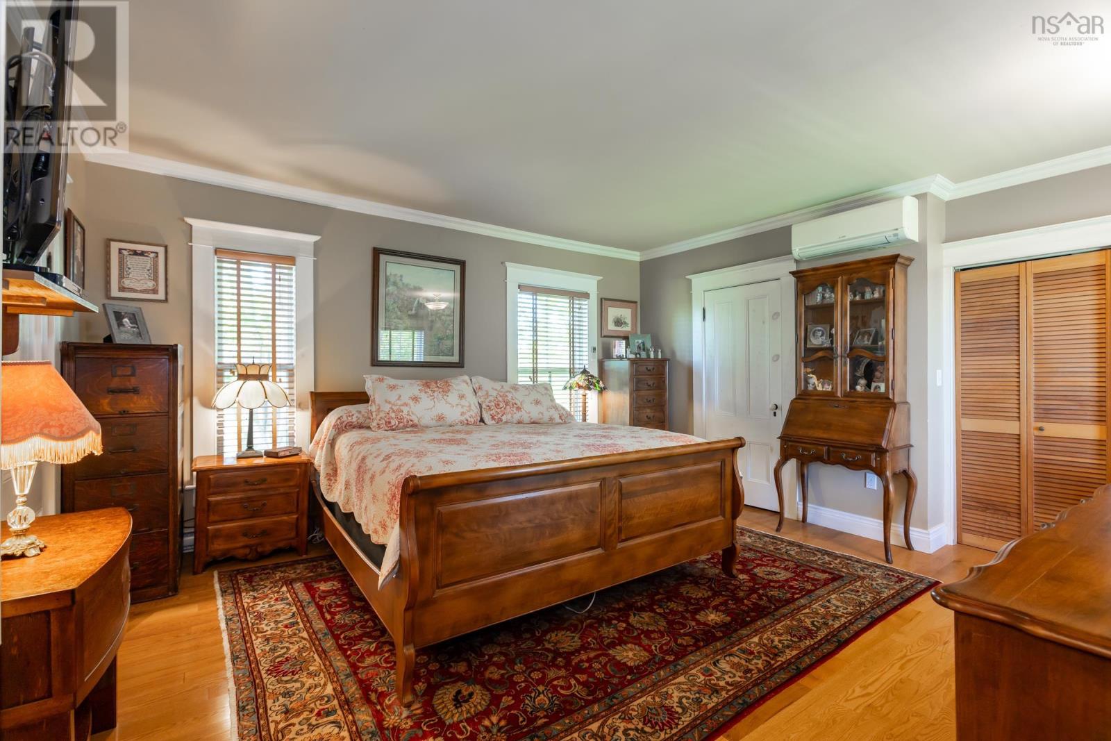 Property 4 of 50 of 5287 Granville Road