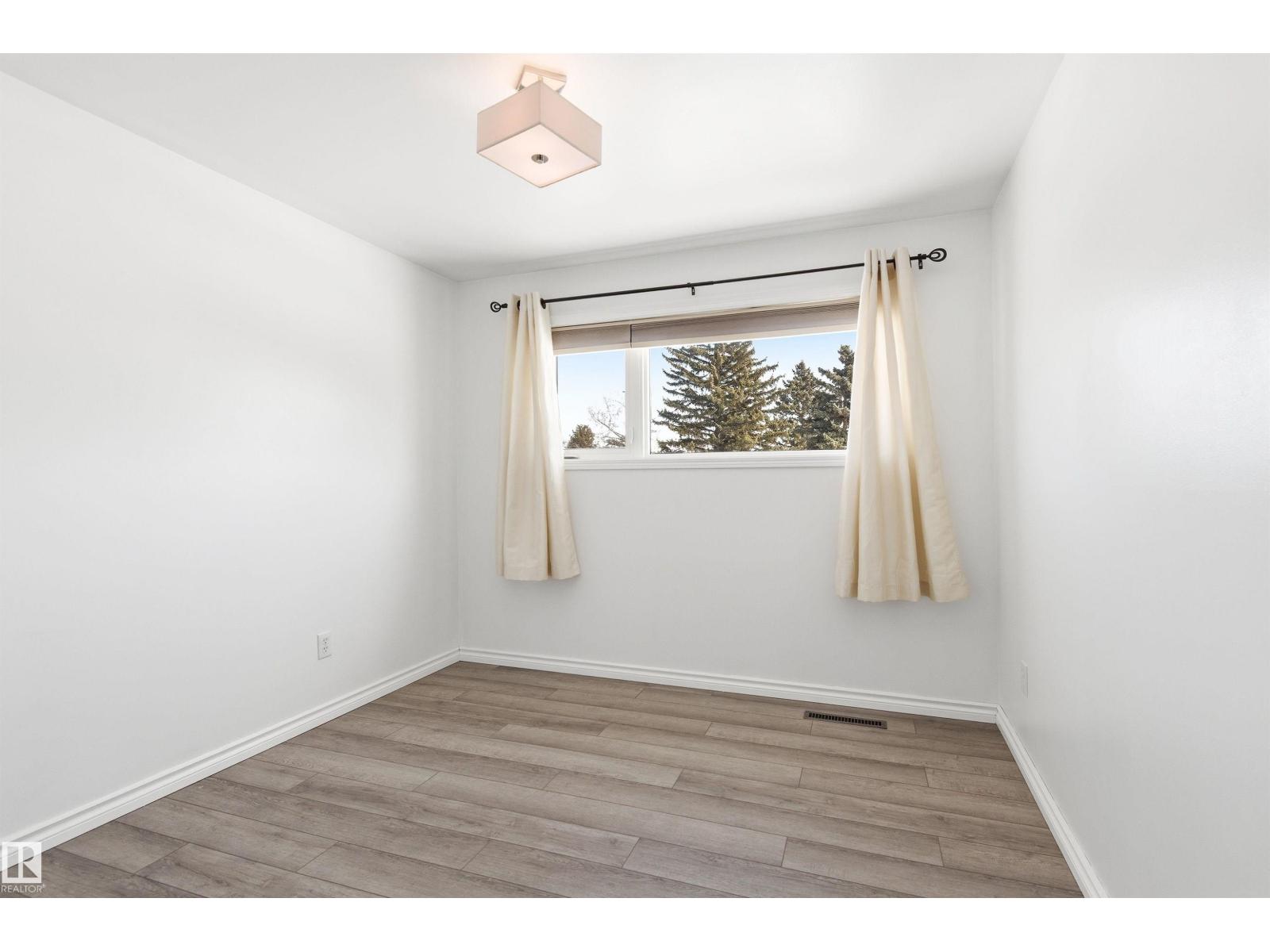 12904 95 ST NW, Edmonton