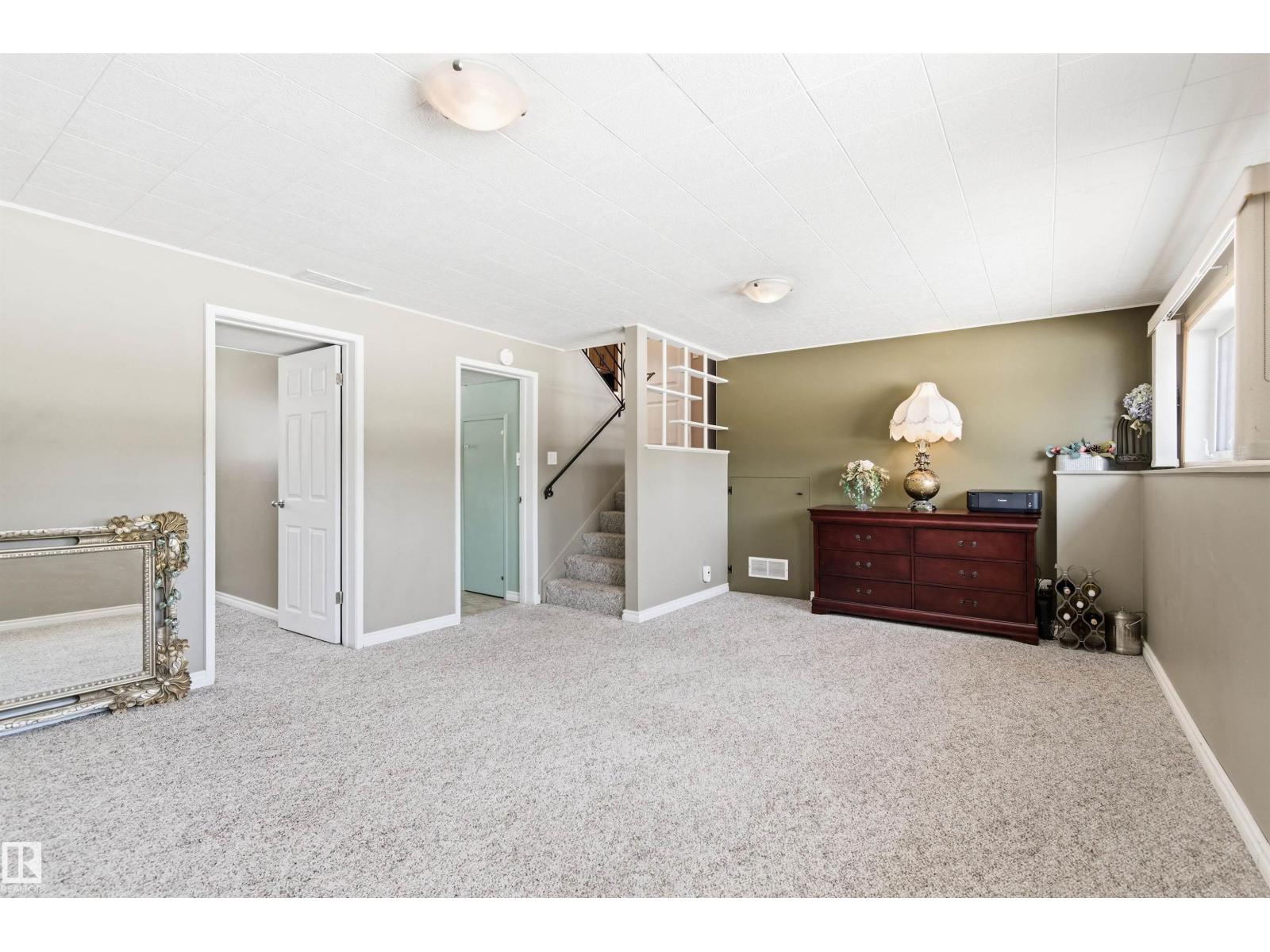 12904 95 ST NW, Edmonton