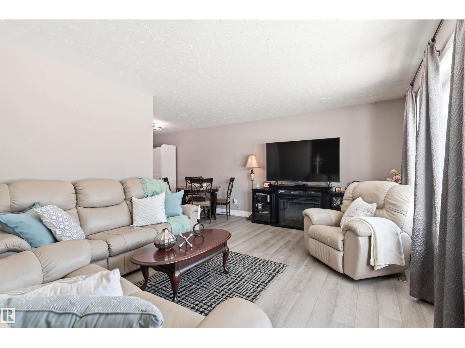 12904 95 ST NW, Edmonton