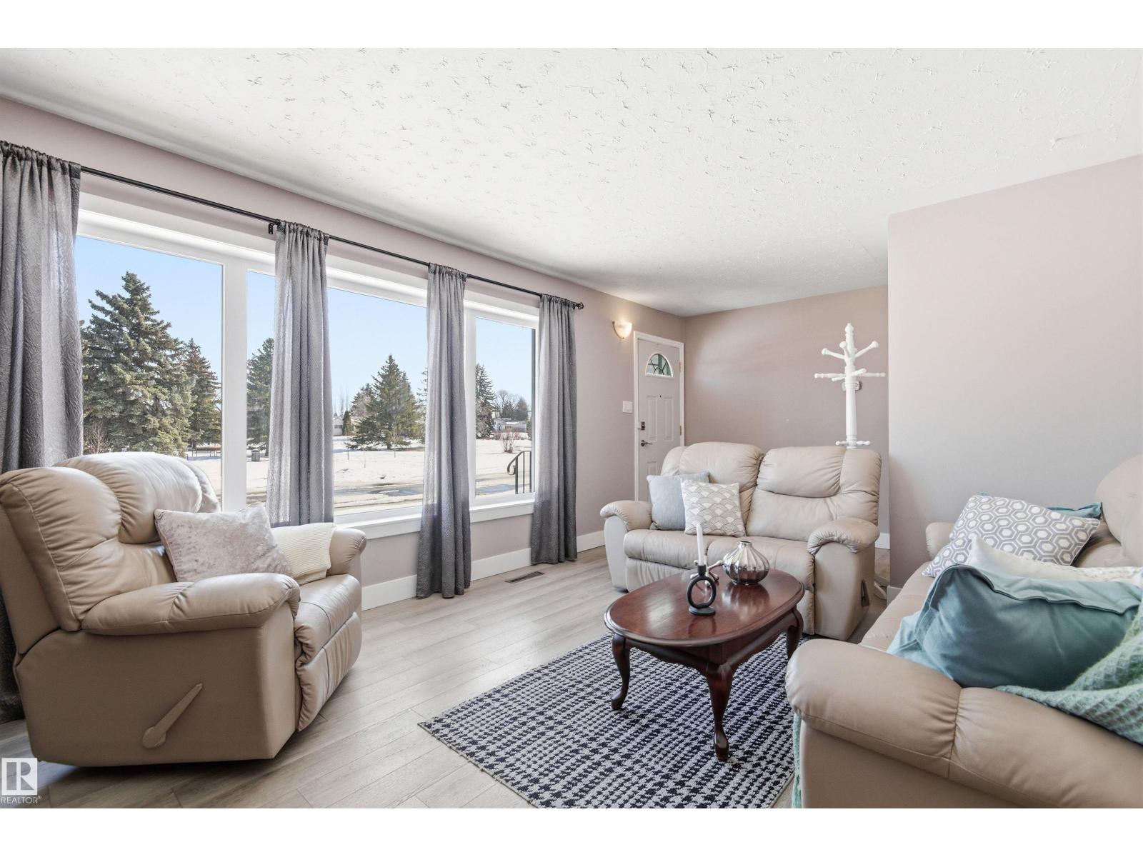 12904 95 ST NW, Edmonton