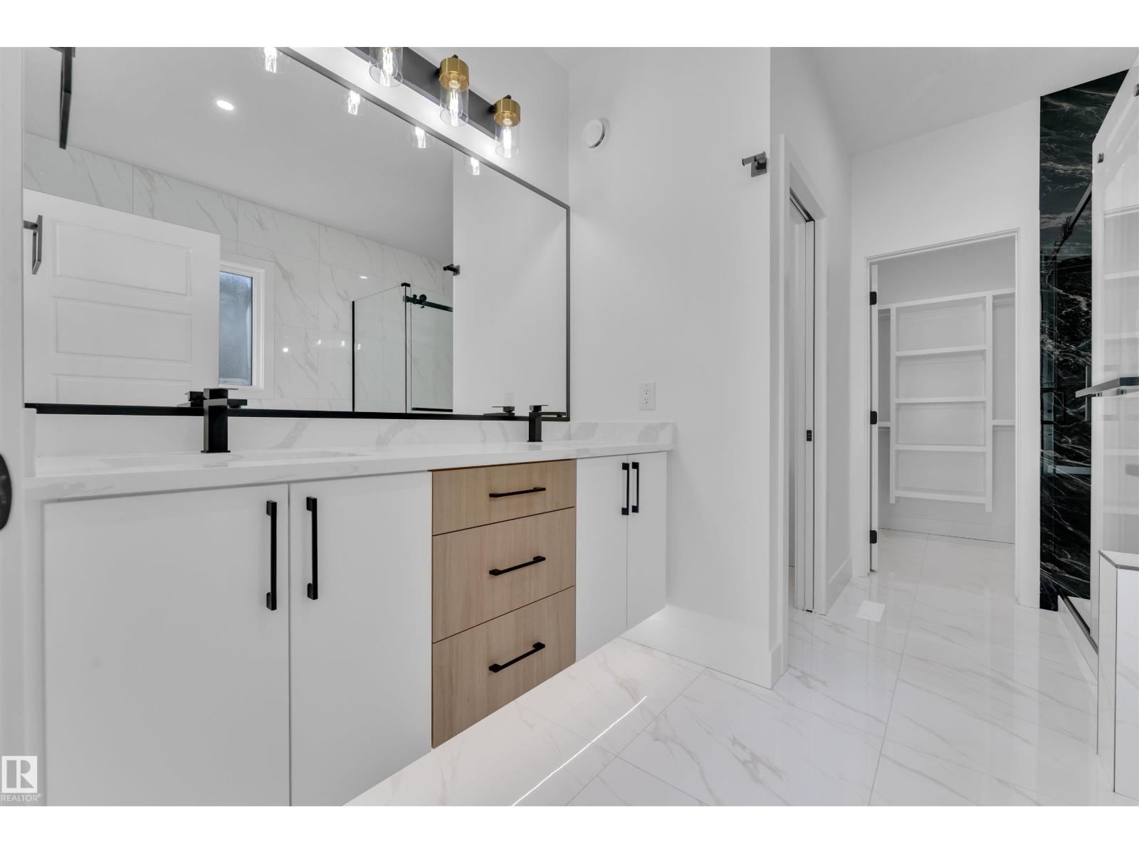 12 DALQUIST BA, Leduc