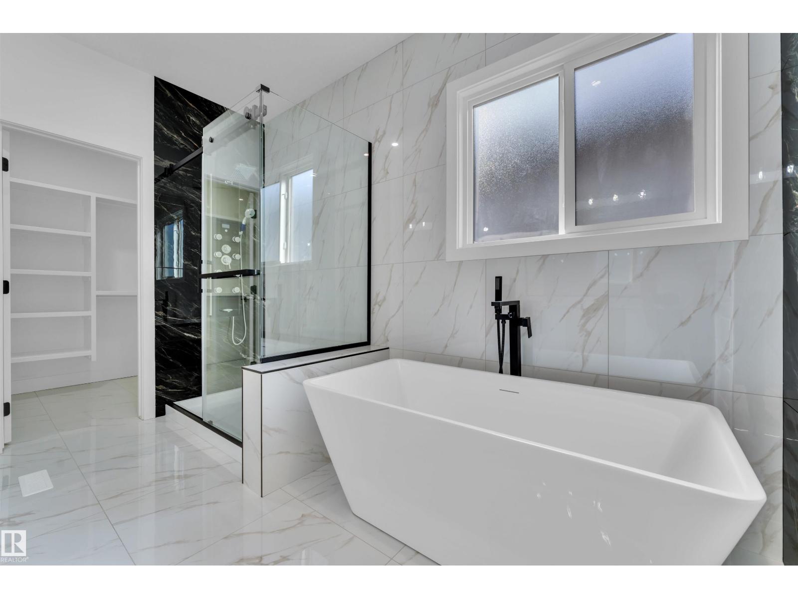 12 DALQUIST BA, Leduc