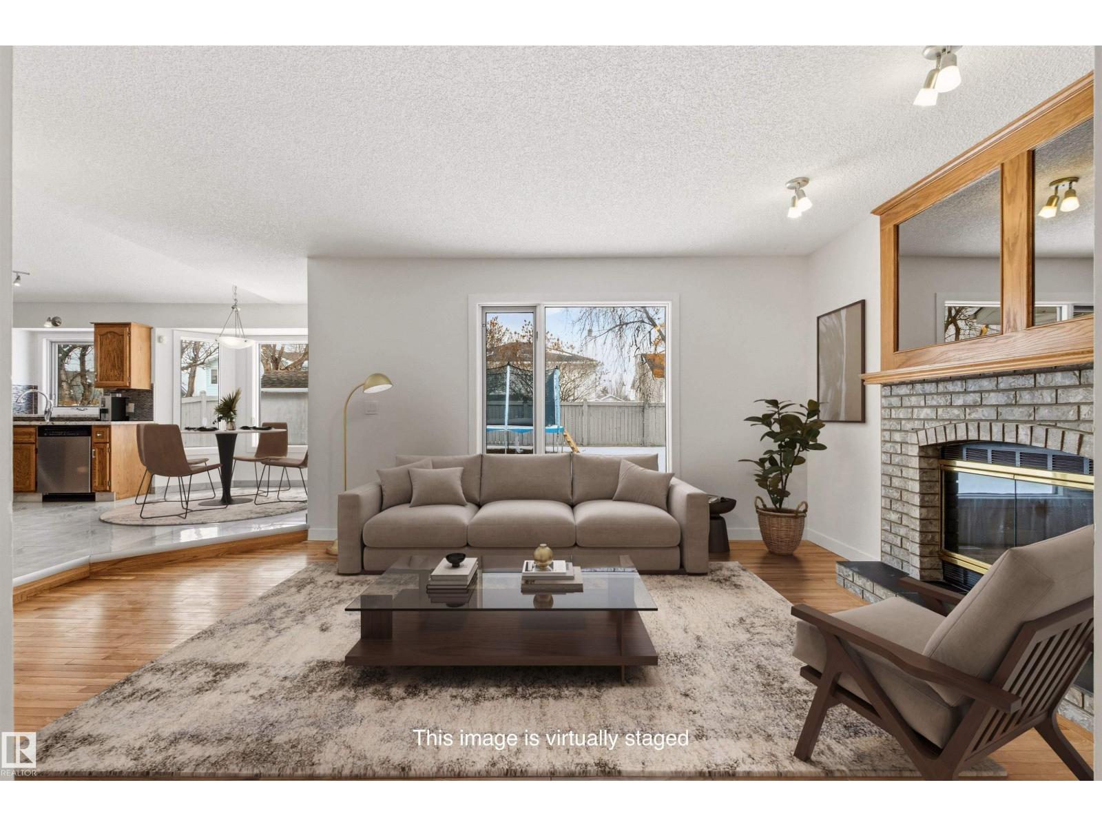 3668 31A ST NW, Edmonton