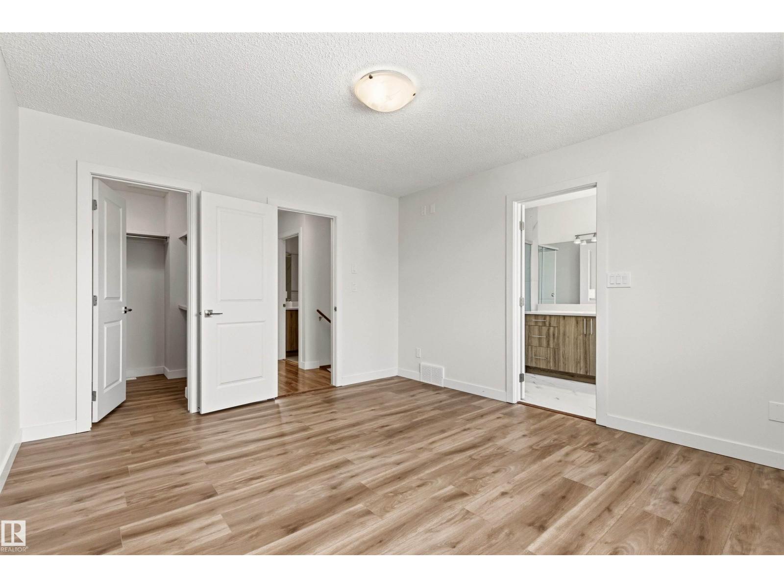 3668 31A ST NW, Edmonton