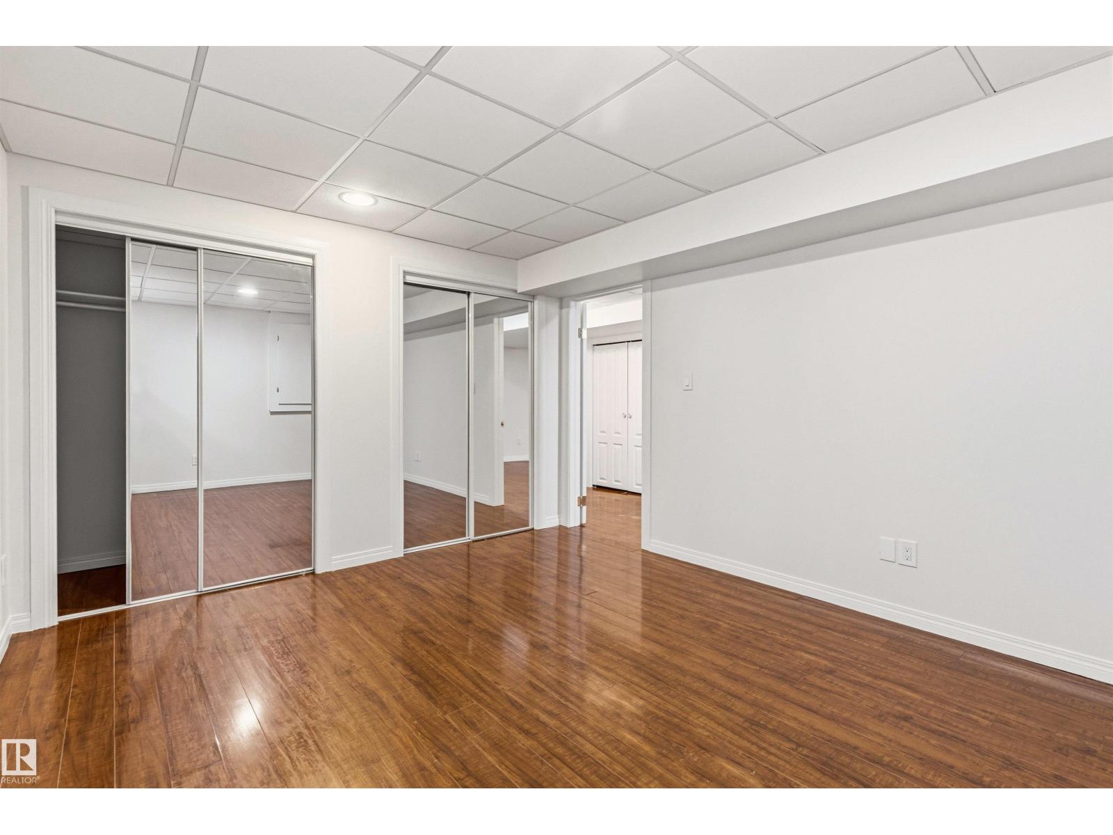 3668 31A ST NW, Edmonton