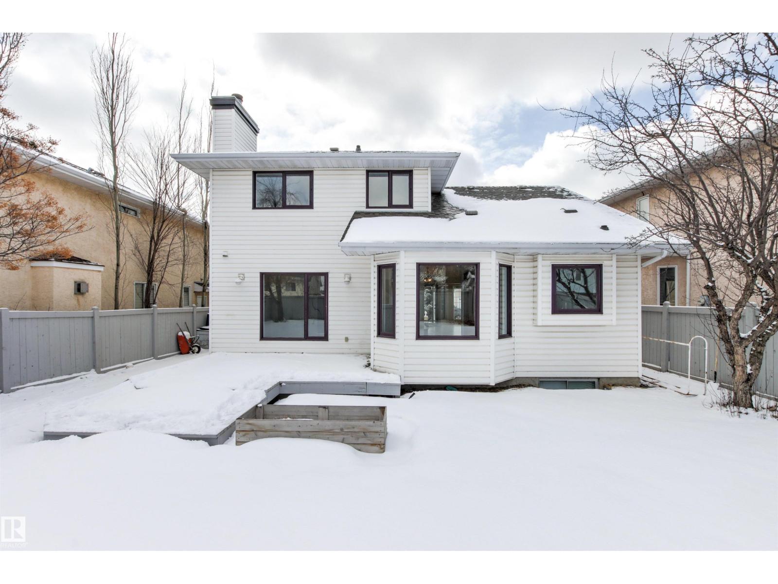 3668 31A ST NW, Edmonton