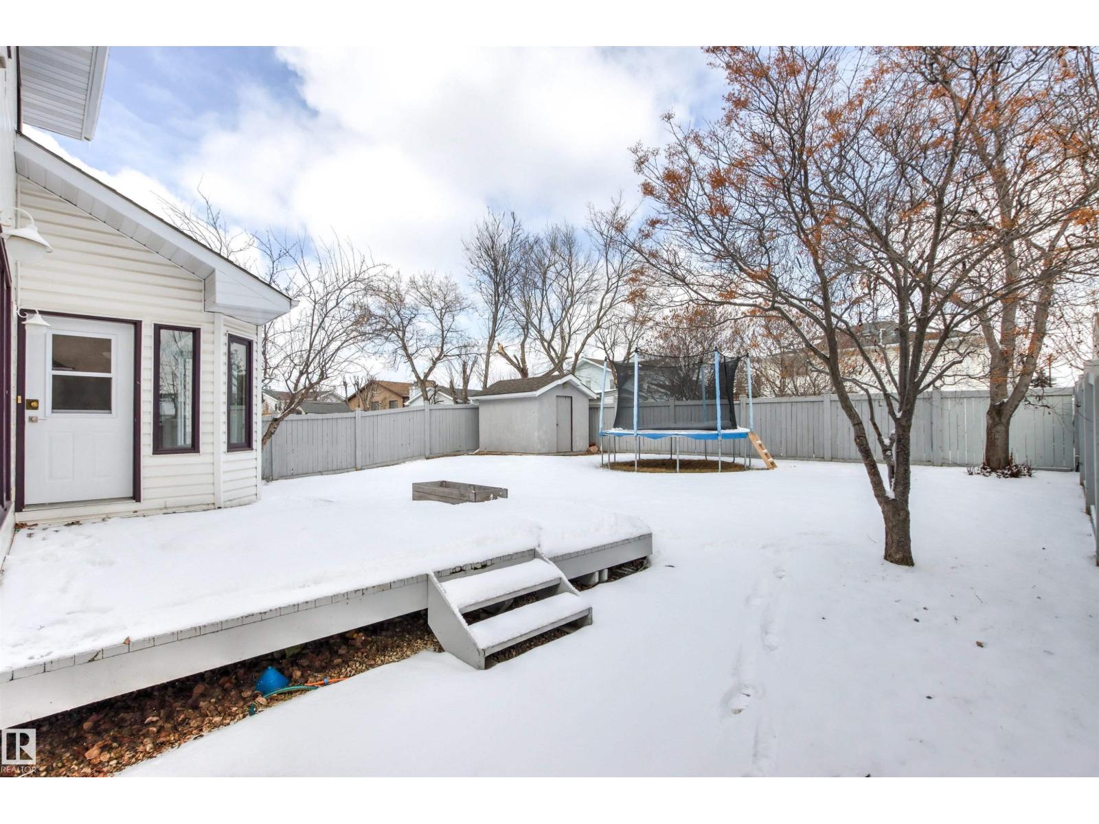 3668 31A ST NW, Edmonton