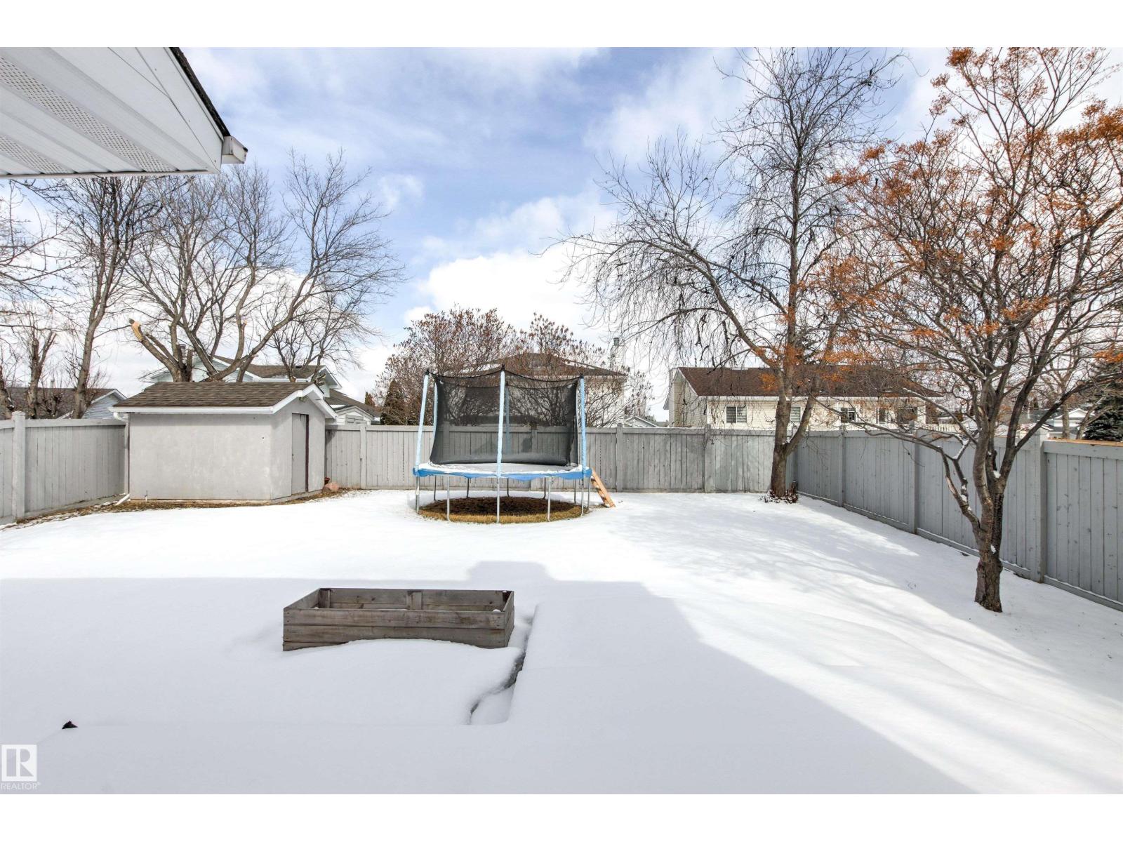 3668 31A ST NW, Edmonton