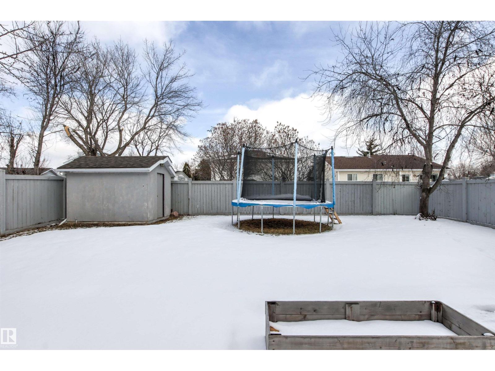 3668 31A ST NW, Edmonton