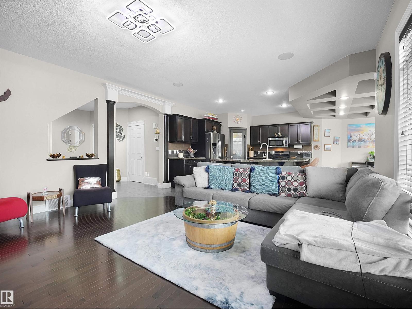 2422 WARRY PL SW SW, Edmonton