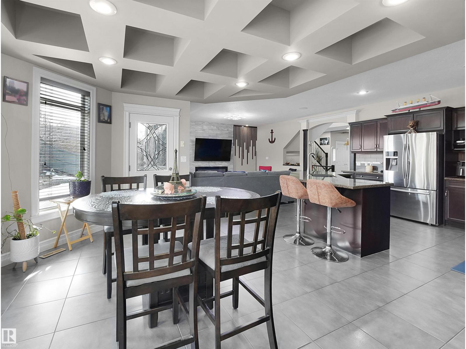 2422 WARRY PL SW SW, Edmonton