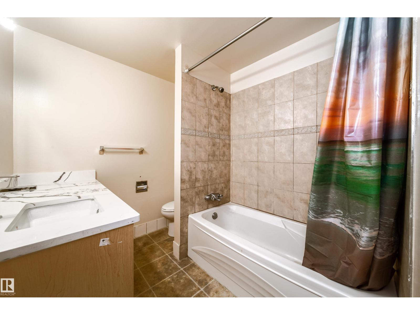 3518 78 ST NW, Edmonton