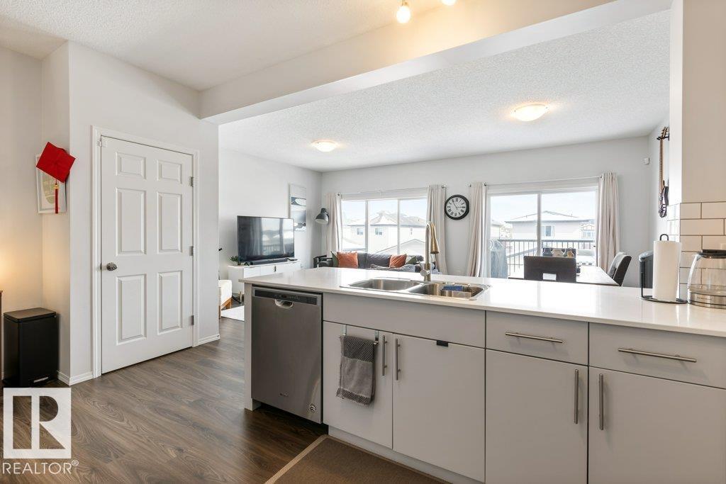 9939 222 ST NW, Edmonton