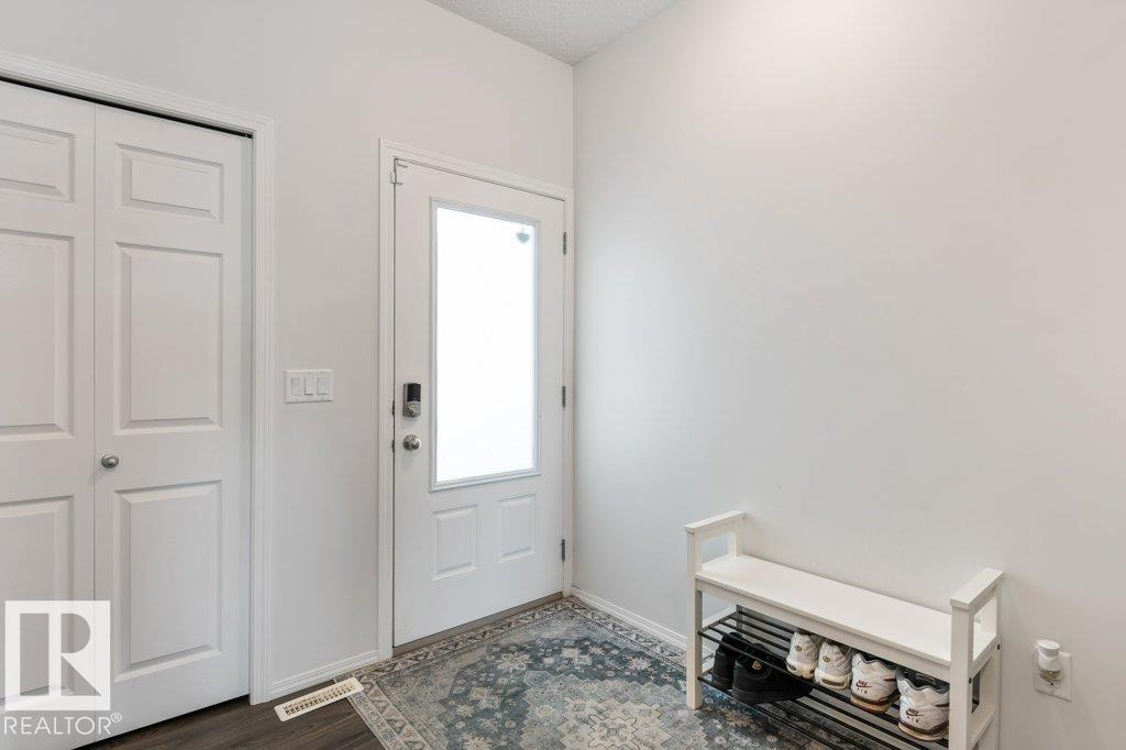 9939 222 ST NW, Edmonton