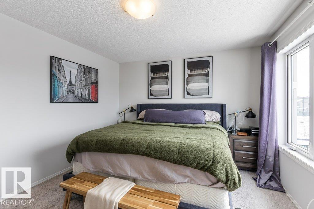 9939 222 ST NW, Edmonton