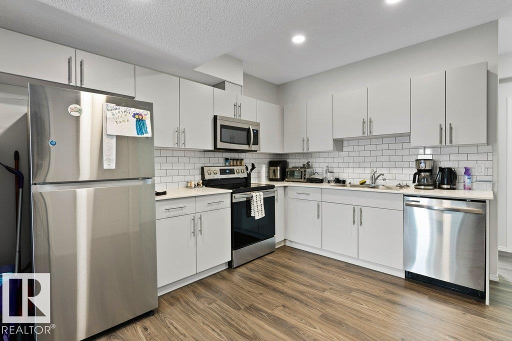 9939 222 ST NW, Edmonton