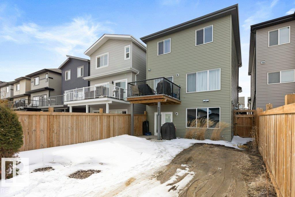 9939 222 ST NW, Edmonton