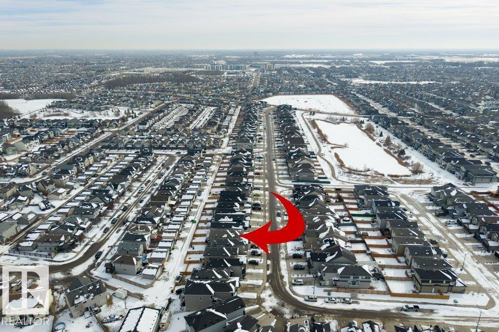 9939 222 ST NW, Edmonton