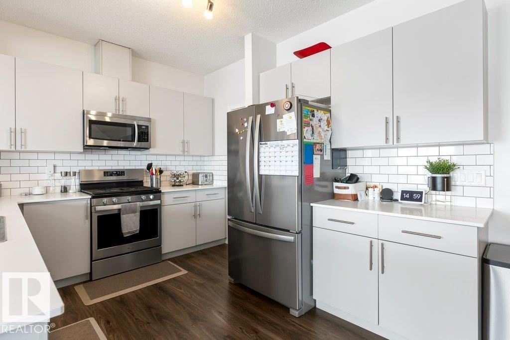 9939 222 ST NW, Edmonton