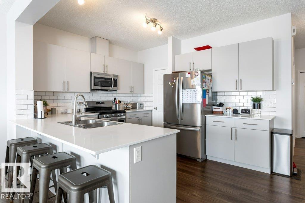 9939 222 ST NW, Edmonton