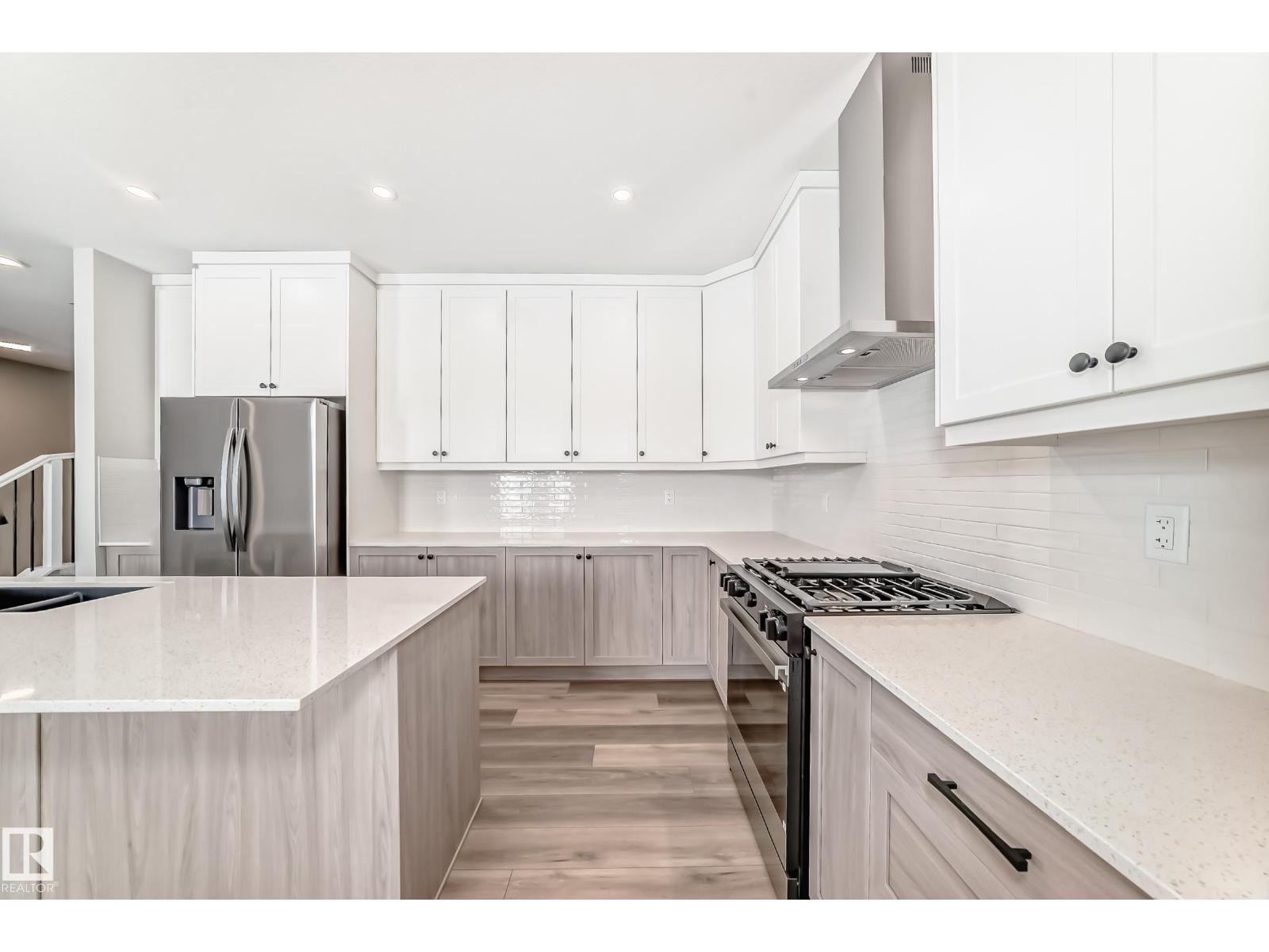 840 STILLWATER BV NW, Edmonton