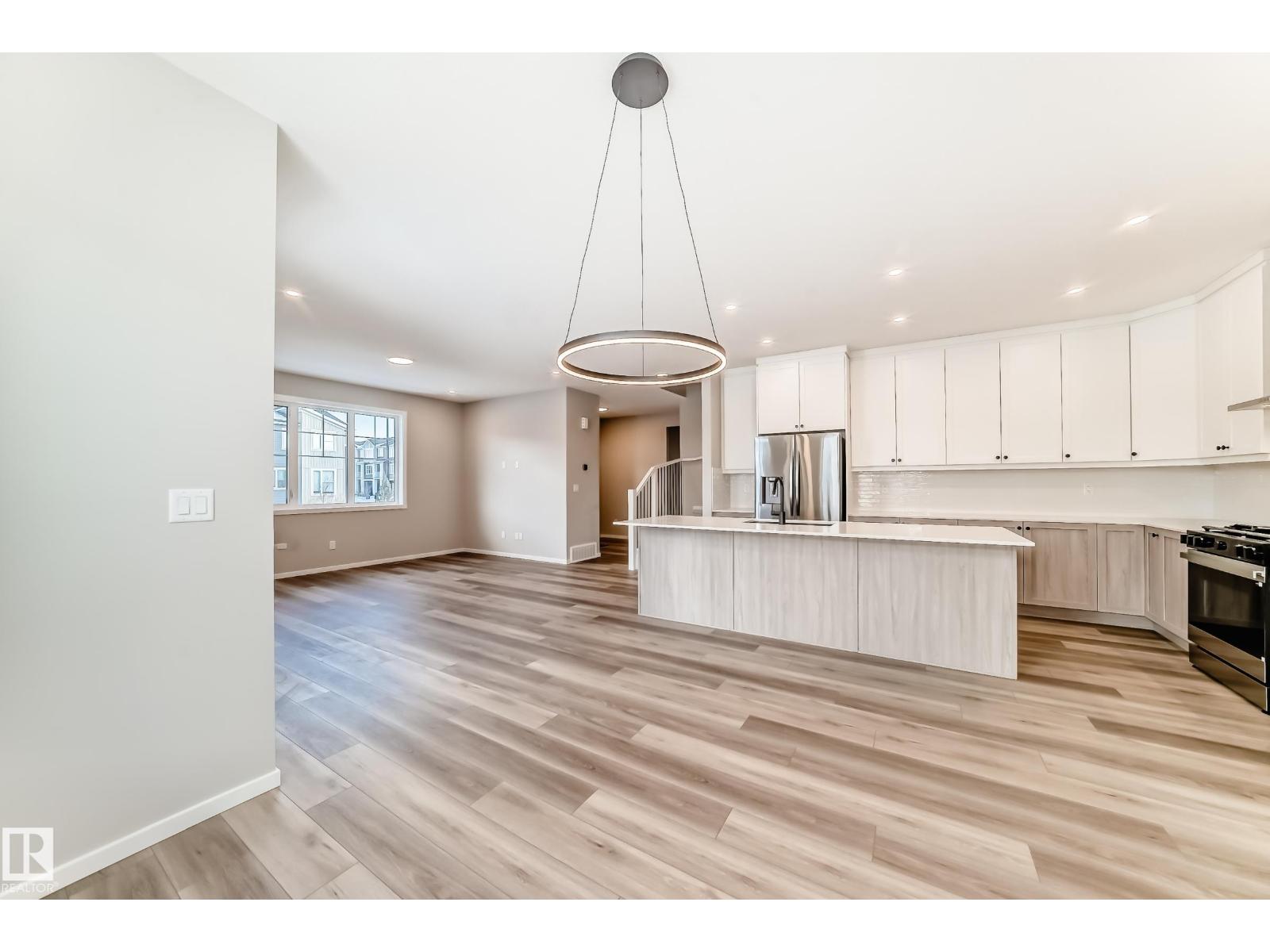 840 STILLWATER BV NW, Edmonton