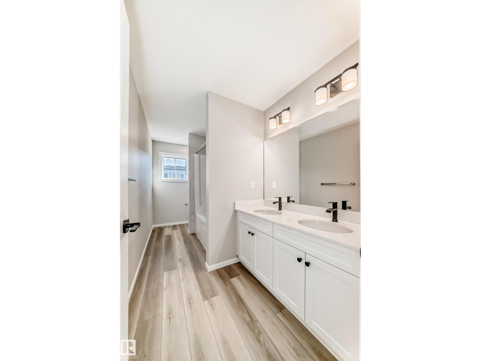 840 STILLWATER BV NW, Edmonton