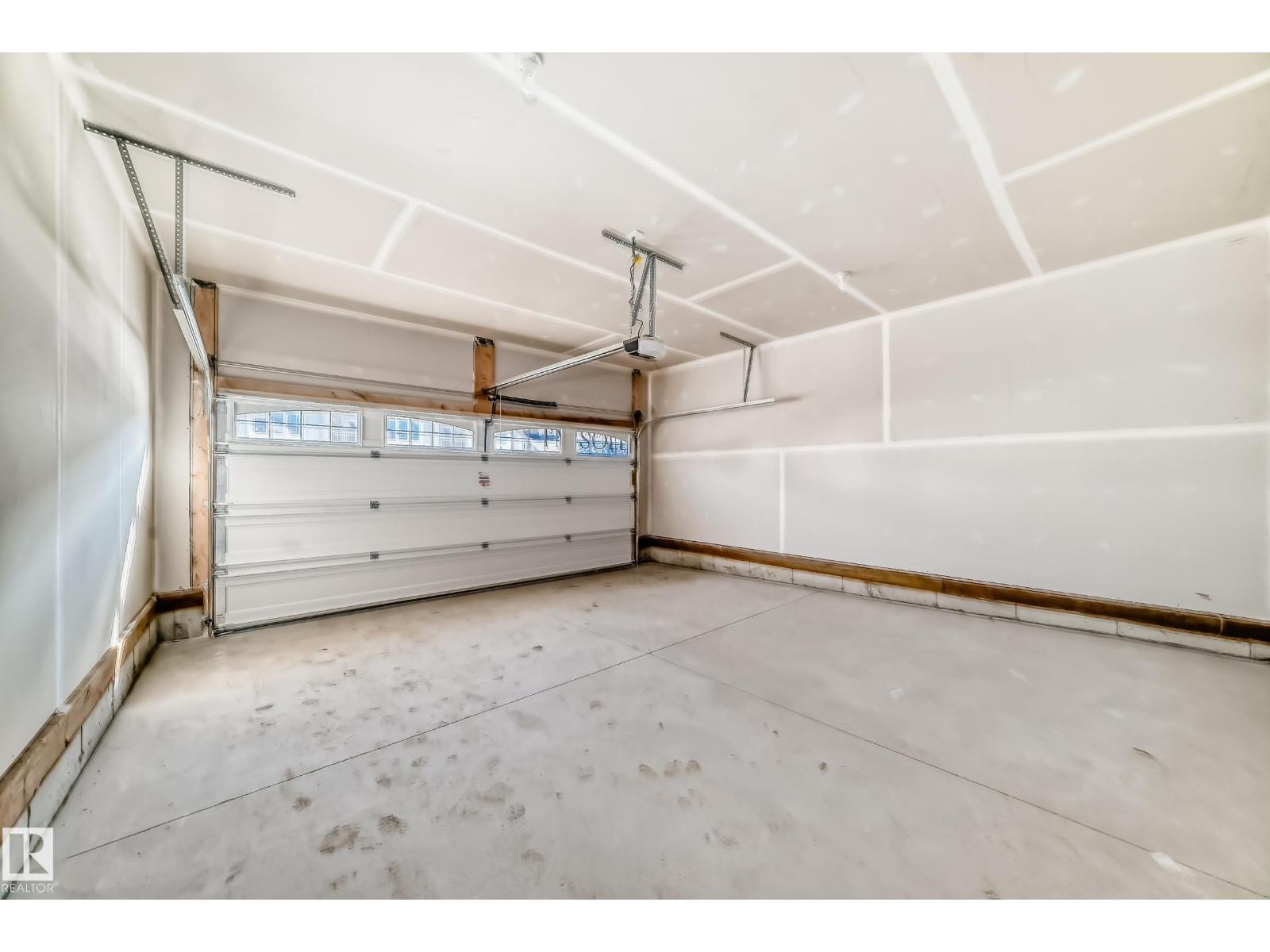 840 STILLWATER BV NW, Edmonton