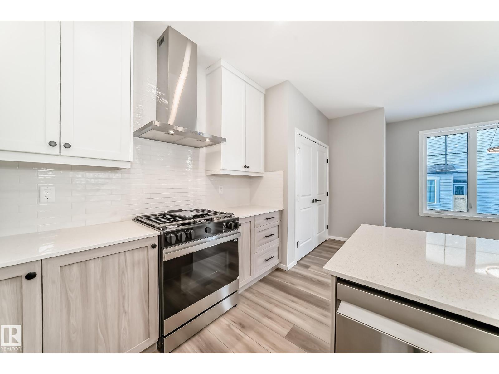 840 STILLWATER BV NW, Edmonton