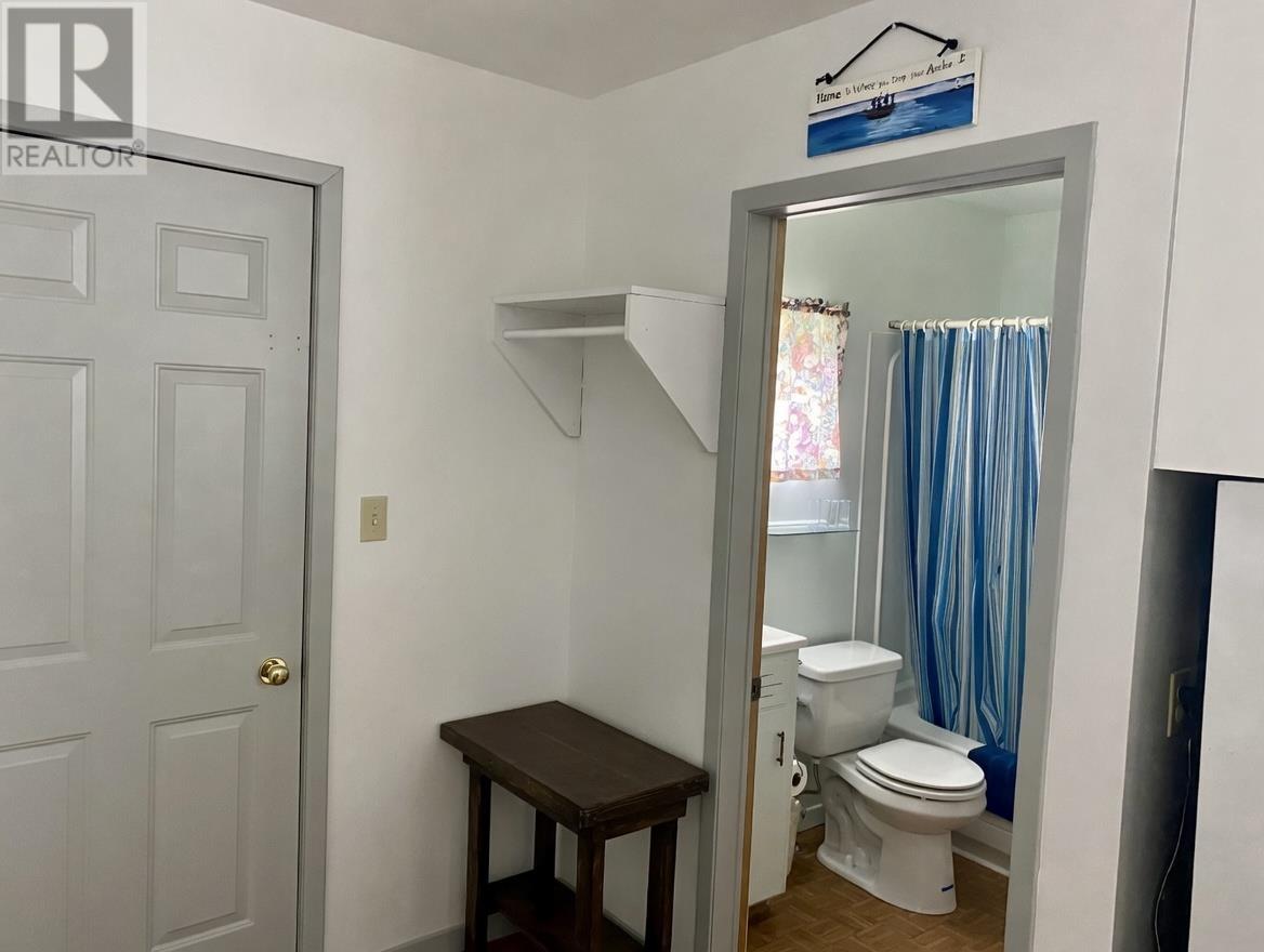 280 MACADAM Road - 7