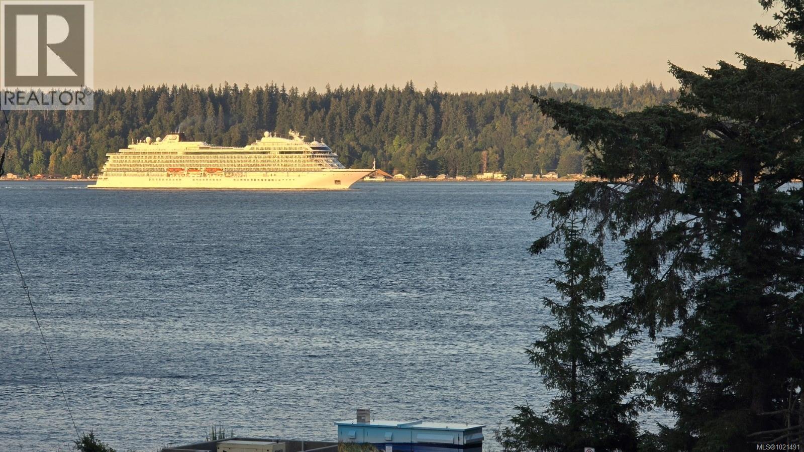 318 350 Island Hwy S, Campbell River