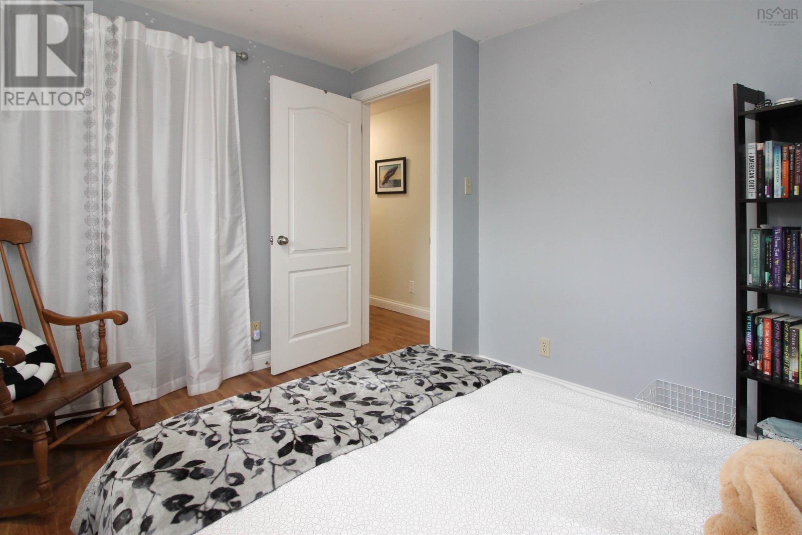 Property 24 of 38 of 72 Morley Avenue