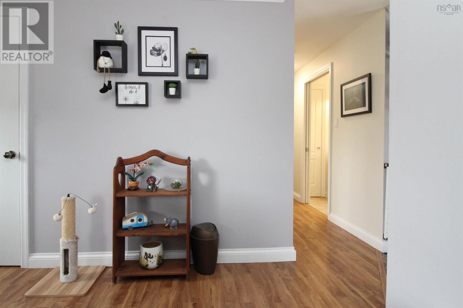 Property 34 of 38 of 72 Morley Avenue