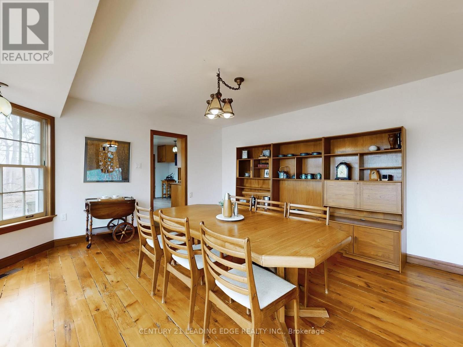 26 CHURCH LANE - 16