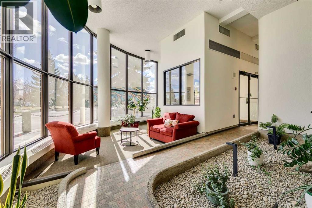 Single Family House for Sale in   Coachway Road SW Coach Hill Calgary 